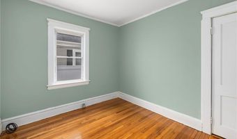 140 Eldridge St, Cranston, RI 02910
