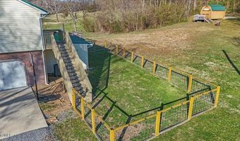 225 Mary Lamons Rd, Afton, TN 37616