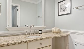 8 Racerunner Ct, Bald Head Island, NC 28461