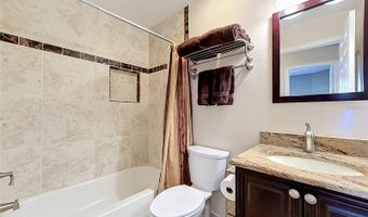 535 VIA FONTANA Dr 202, Altamonte Springs, FL 32714