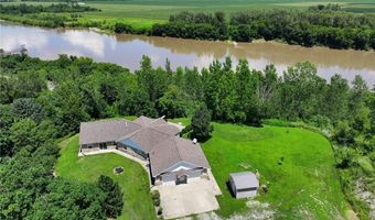322 Riverfront Rd, Atchison, KS 66002