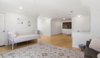20385 BOWFONDS St, Ashburn, VA 20147