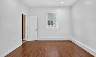 5 Normandy Sq, Guilderland, NY 12009