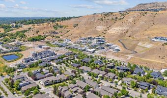 2590 S Perrault Way, Boise, ID 83716