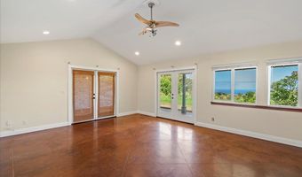 57 Awalau Rd B, Haiku, HI 96708
