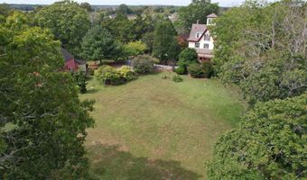 40 N Shore Rd, Absecon, NJ 08201