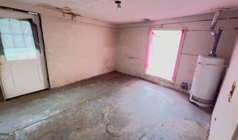 108 College, Barnesville, GA 30204