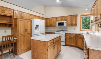13842 Redwood St NW, Andover, MN 55304