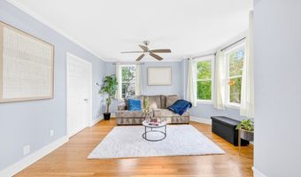 74 Rhinecliff St, Arlington, MA 02476