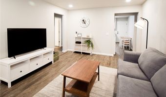 1308 SE C St, Bentonville, AR 72712