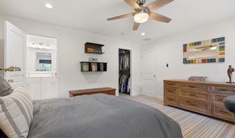 7009 LOCH LOMOND Dr, Bethesda, MD 20817