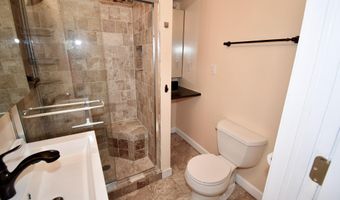 10320 WESTLAKE Dr E409, Bethesda, MD 20817