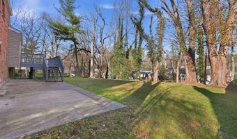 7821 CAYUGA Ave, Bethesda, MD 20817