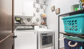 1820 W Thomas Cir, Brandon, SD 57005