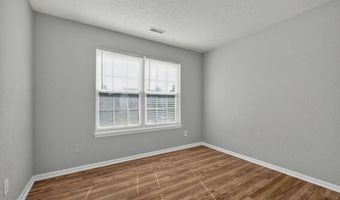 8133 Maple Stream Ln, Indianapolis, IN 46217
