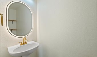 11204 W ROANOKE Ave, Avondale, AZ 85392