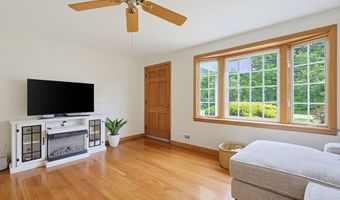 27 Bear Hill Rd, Cumberland, RI 02864