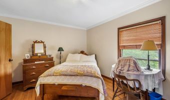 156 E Weisheimer Rd, Columbus, OH 43214