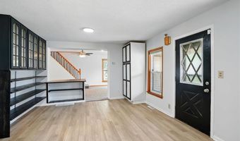 615 Lincoln St, Ainsworth, IA 52201