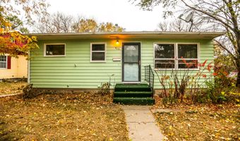 806 S COCHRANE St, Aberdeen, SD 57401