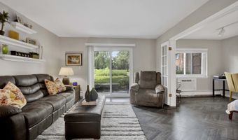 710 E Algonquin Rd J108, Arlington Heights, IL 60005