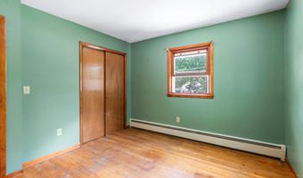 88 Pleasant Ave, Burlington, VT 05408