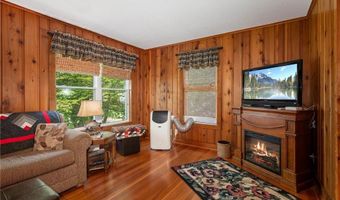 49 196th St, Alden, WI 54026