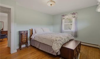 25 Westport Harbor Rd, Little Compton, RI 02837