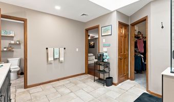 37 Valerie Dr, Bolton, CT 06043