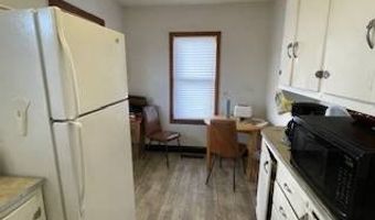 121 W 4th St, Ainsworth, NE 69210