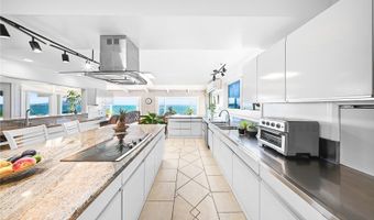 846 Mokulua Dr, Kailua, HI 96734