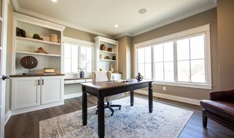 3899 Chapel Hill Ct, Bargersville, IN 46106