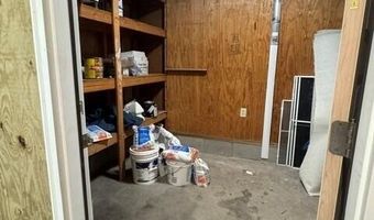102 W Dobbs St, Atlantic Beach, NC 28512