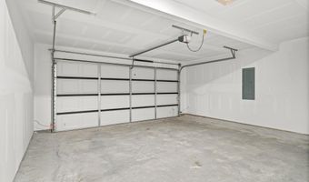8057 Chesapeake Trl, Bauxite, AR 72011