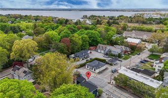 192 Washington Rd, Barrington, RI 02806
