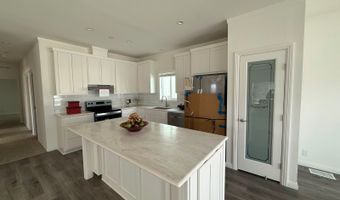 22838 Bear Valley Rd, Apple Valley, CA 92308