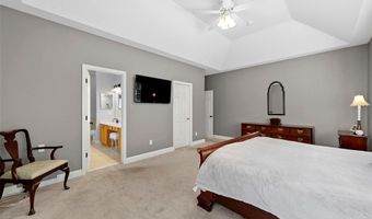 500 Terrington Dr, Ballwin, MO 63021