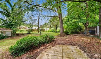 3801 Woodleaf Rd, Charlotte, NC 28205