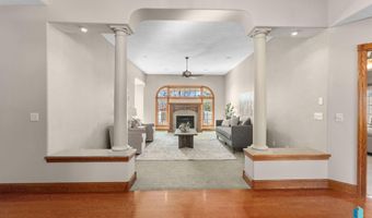 417 E Meadowlark Cir, Brandon, SD 57005