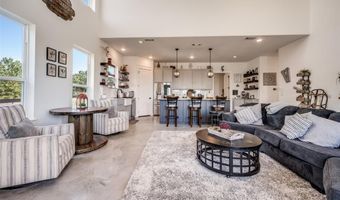 172 Cowan Xing, Alvord, TX 76225