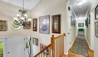 7 Sylvan Rd, Danbury, CT 06811