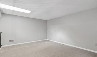 2000 PHILLIPS Ter 9, Annapolis, MD 21401