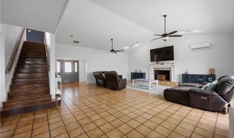 214 Bayview Dr, Aransas Pass, TX 78336
