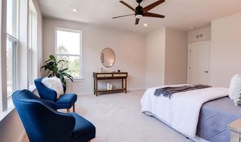 43792 MIDDLEWAY Ter, Ashburn, VA 20147