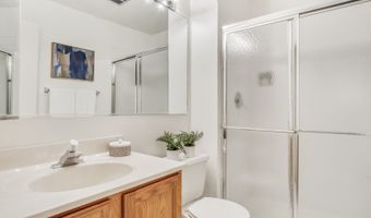 1107 S Old Wilke Rd 201, Arlington Heights, IL 60005