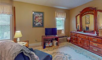 5696 Steubenville Rd SE, Amsterdam, OH 43903