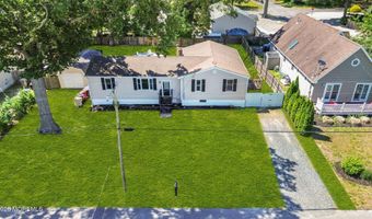 504 Holly Blvd, Bayville, NJ 08721