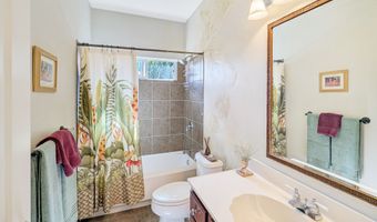 73-4356 KAKAHIAKA St, Kailua Kona, HI 96740