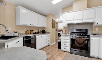 18870 Dogwood Ct, Adelanto, CA 92301