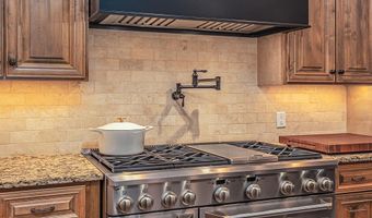 3767 Lacy Leaf Ln, Apison, TN 37302